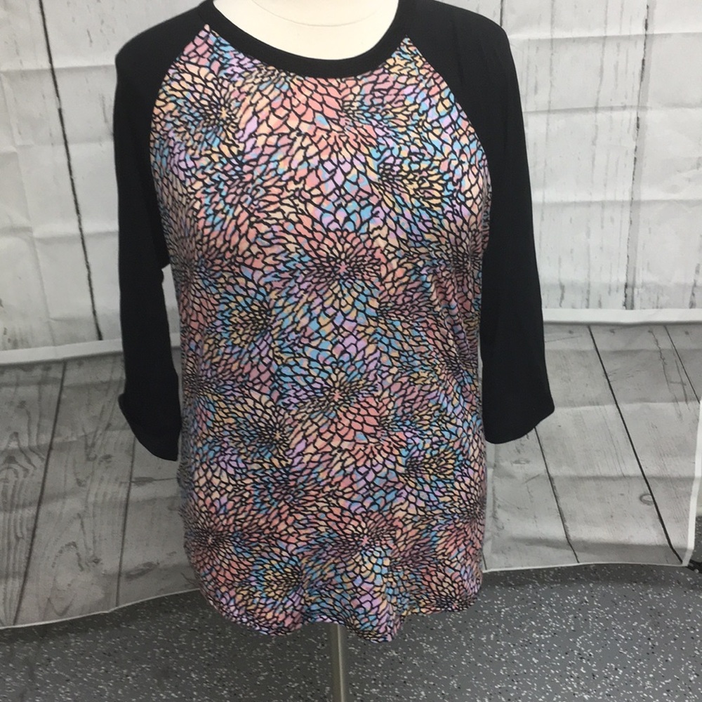 Lularoe randy baseball tee